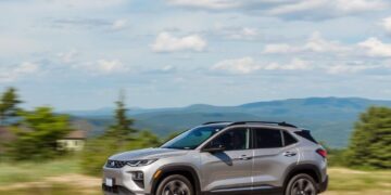 Автомобили Lada: дилер или официальный продавец-кого выбрать?