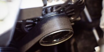 Эксперт Стрельбицкий назвал признаки того, что пора срочно менять ремень ГРМ — Российская газета