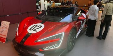 В Китае представили самый быстрый автомобиль в мире